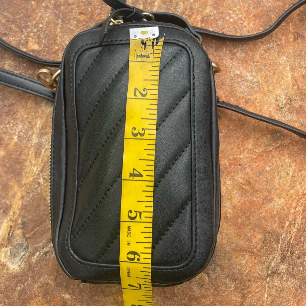 Time and Tru “Megan” Black Faux Leather Quilted Cellie Wallet On A String